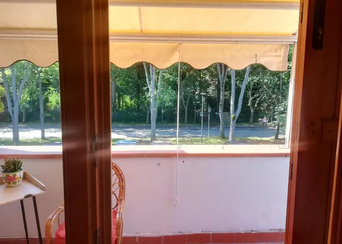 بيت للعطل Charming House In With Fenced Garden مارينا دي رافينا